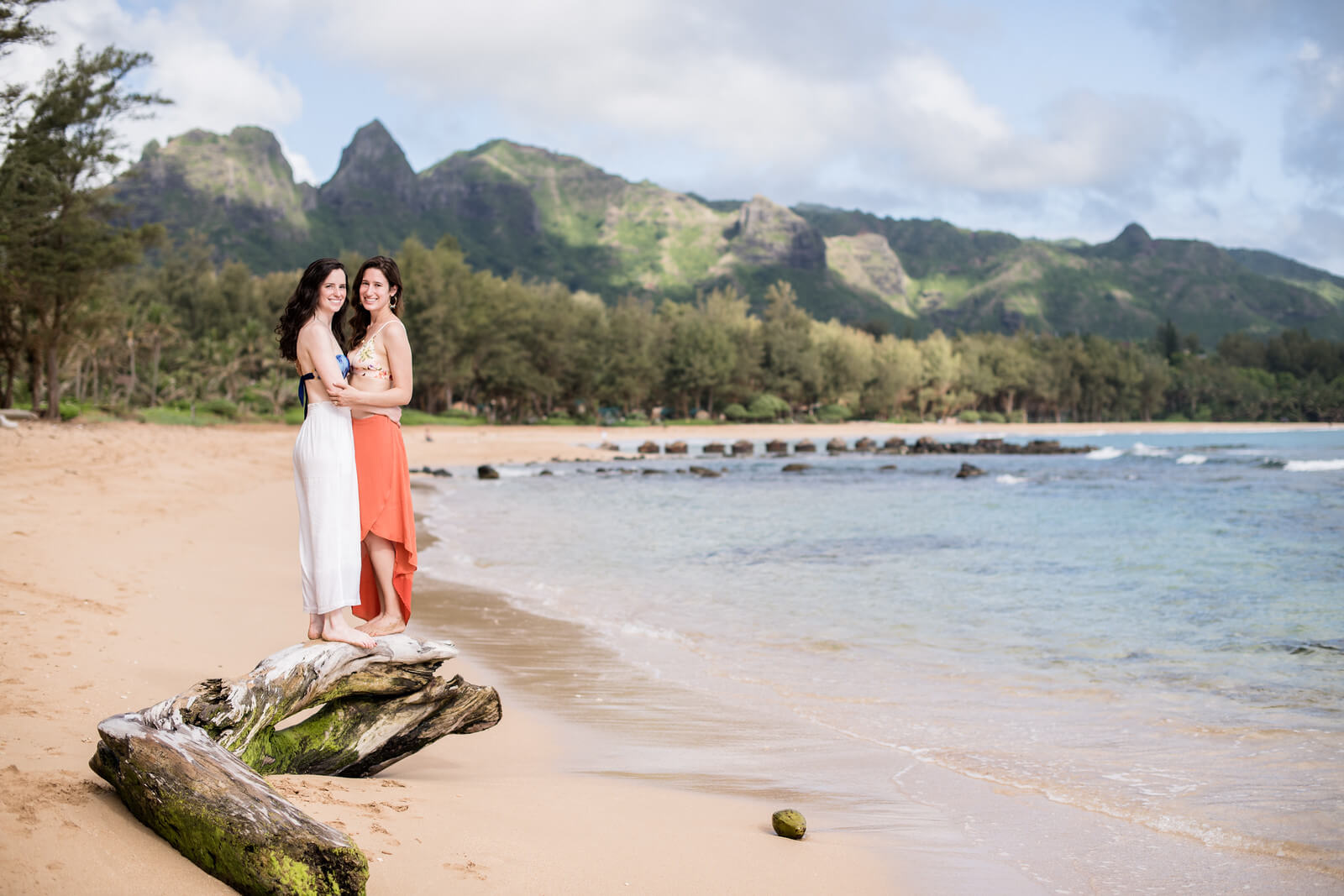 Hawaii Calling: Your Ticket to Unforgettable Travel